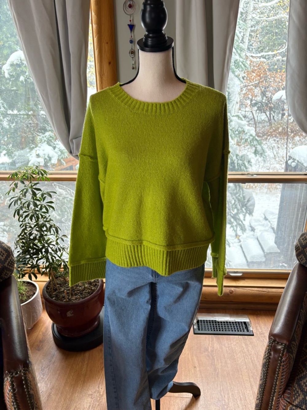 Double Zero Lime Green Crewneck Sweater - Lightweight Knit Pullover